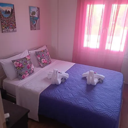 Lucy's House * Limenas (Thasos)
